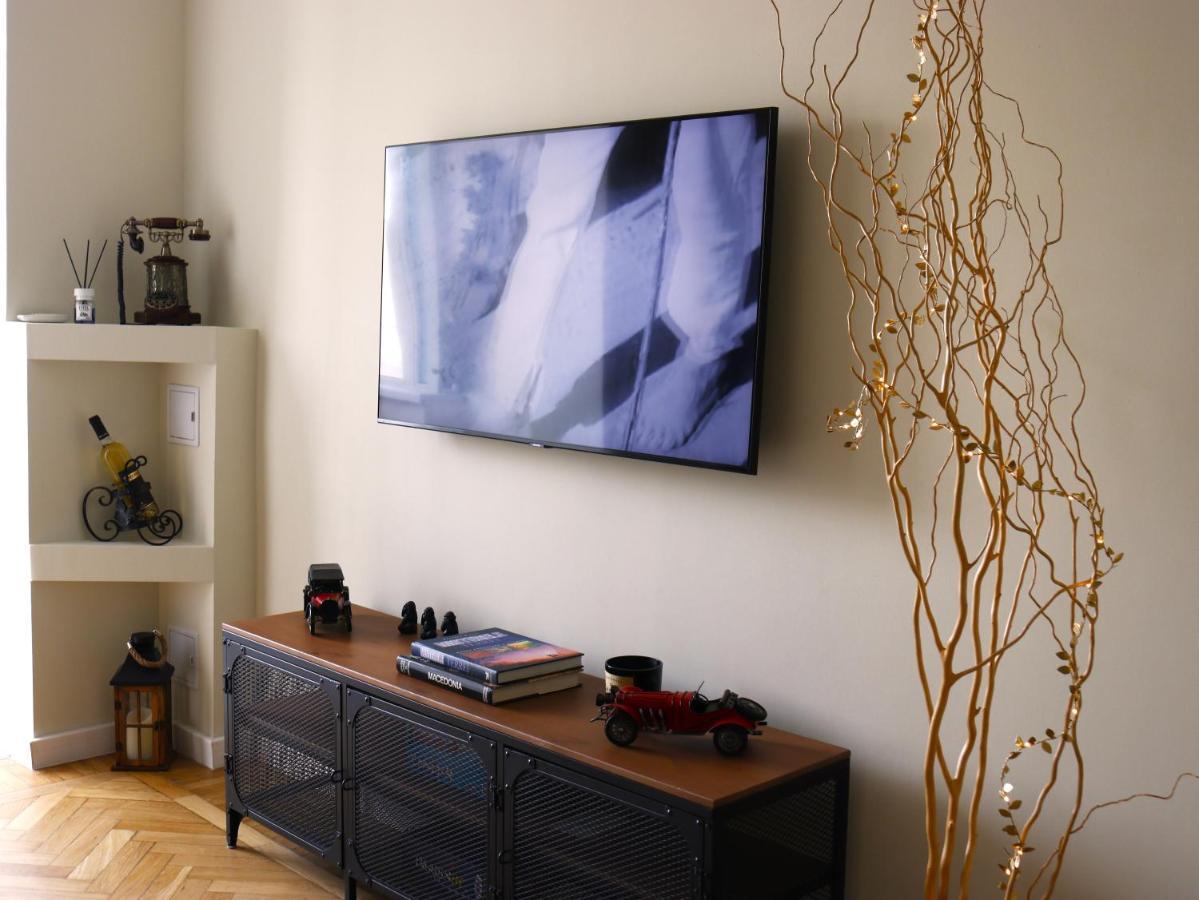 Mina City Center Apartment Amzei ブカレスト エクステリア 写真